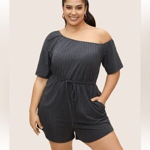 BloomChic Dolman Sleeve Asymmetrical Neck Drawstring Waist Short Rompers XL us14